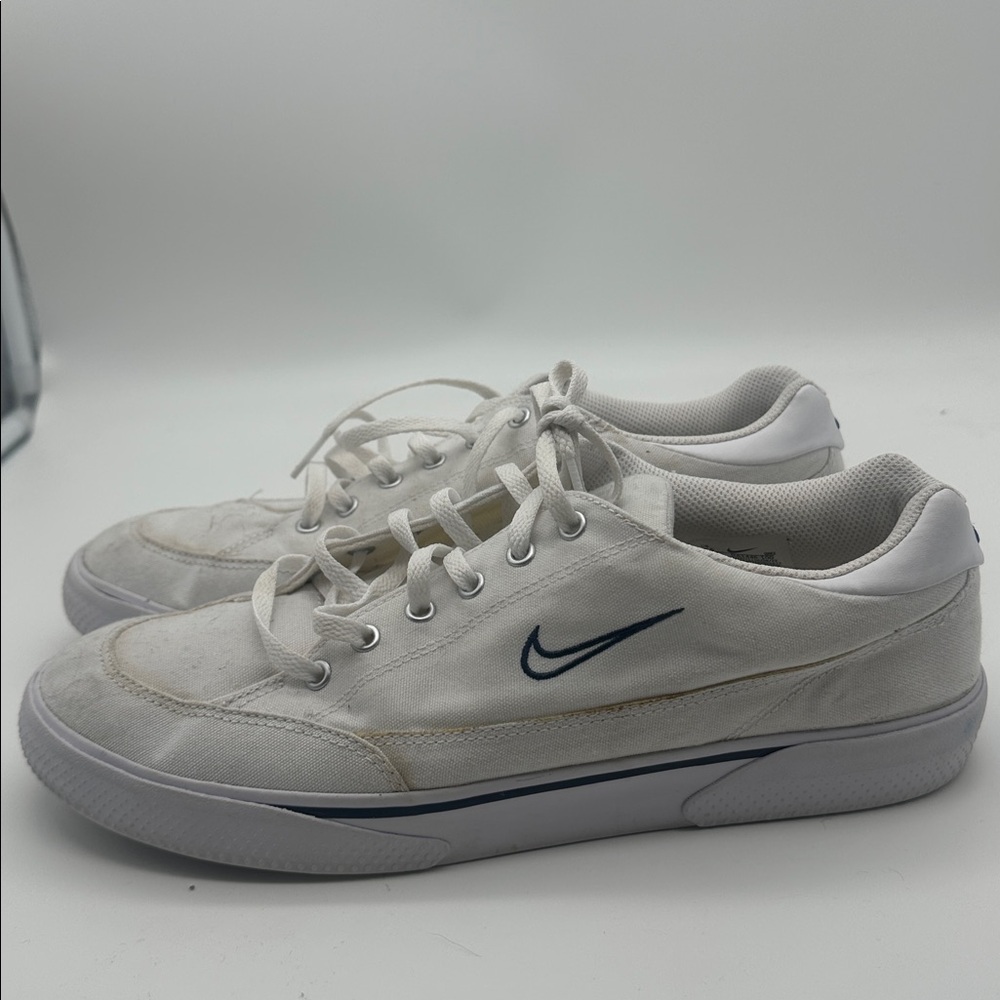 Nike Classic White and Gray Sneakers - Picture 2 of 4